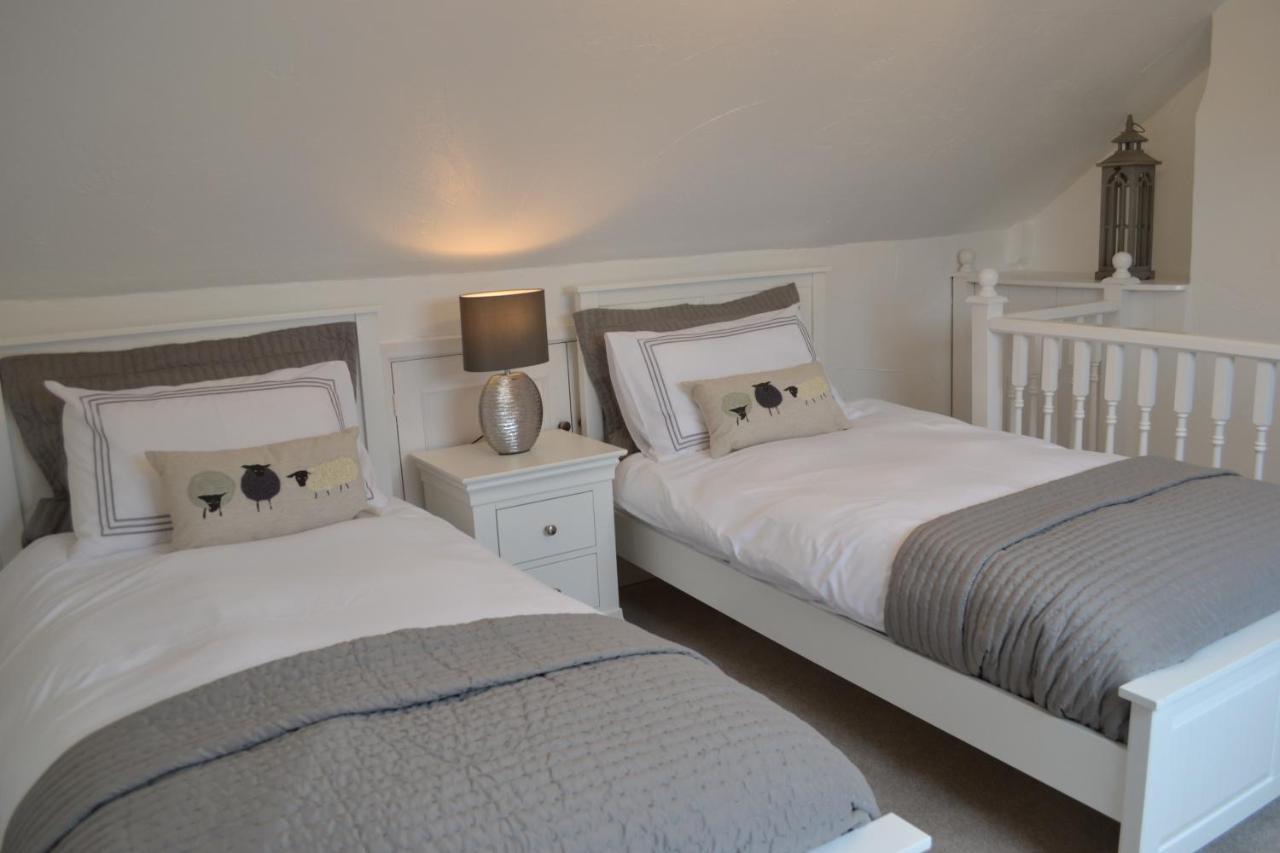 Sea Haven Villa Конуи Екстериор снимка